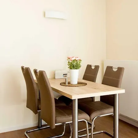 Hafendorf Haus 5 2 Nr25 *